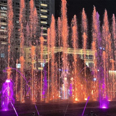 Large Solar Water Feature